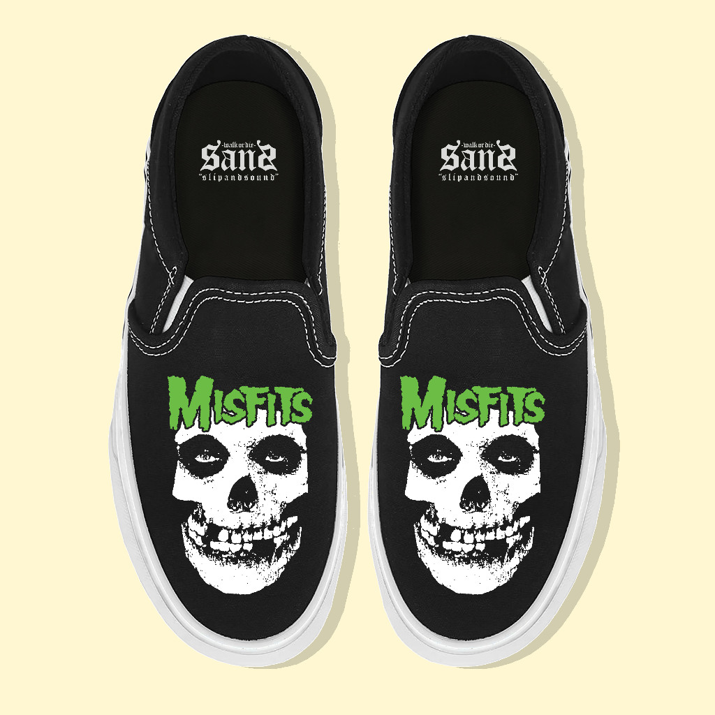 Sepatu slip on Misfits tengkorak green | sepatu music | sepatu band | sneakers |