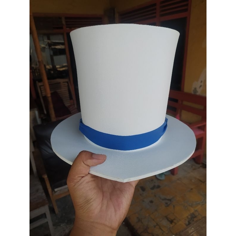 Topi kaito kite detectiv conan (cosplay)