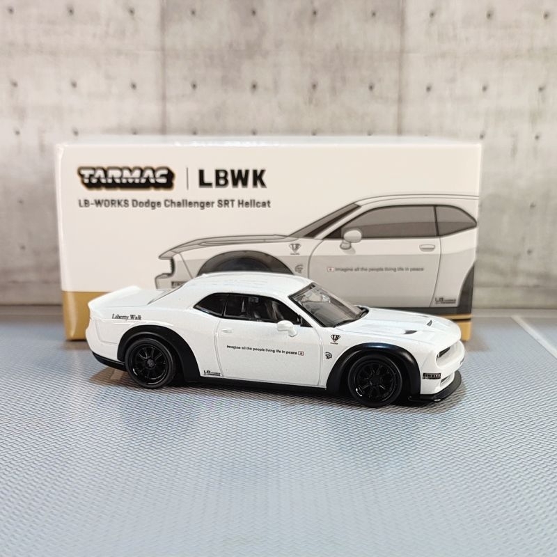 Tarmac LBWK Dodge Challenger SRT Hellcat Open Segel