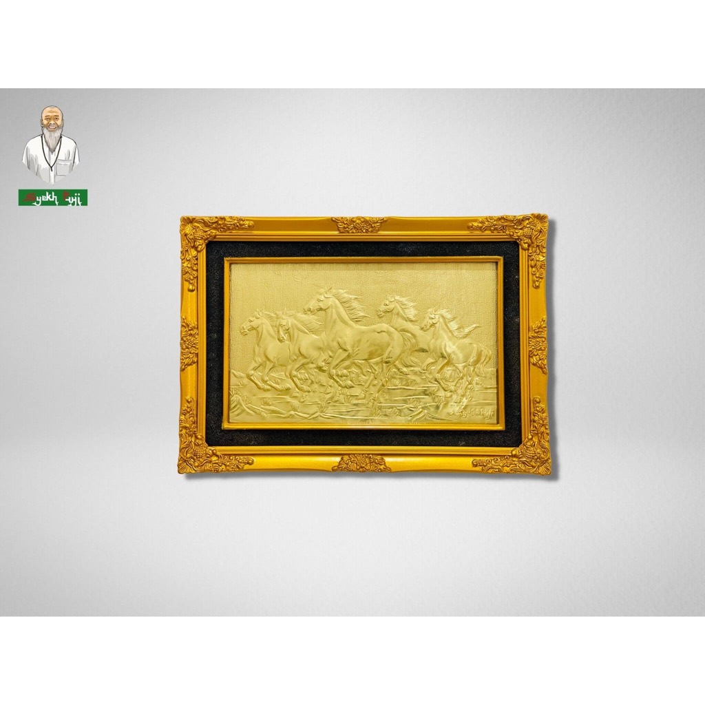 Relief Kerajinan Kuningan Kuda Liar ukuran 78,5cm x 54,5cm