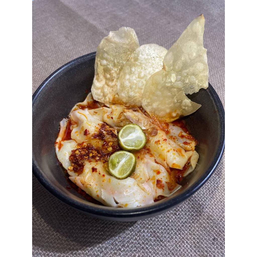 

PANGSIT AYAM TULANG RANGU KUAH