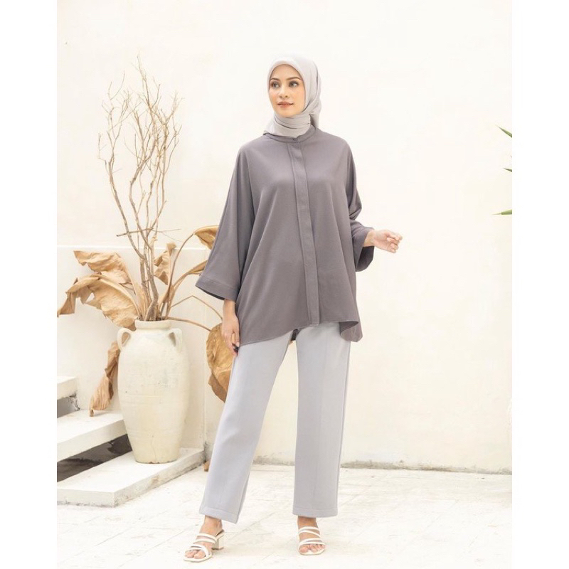 ( Preloved ) Zyana Shirt by Heaven Lights