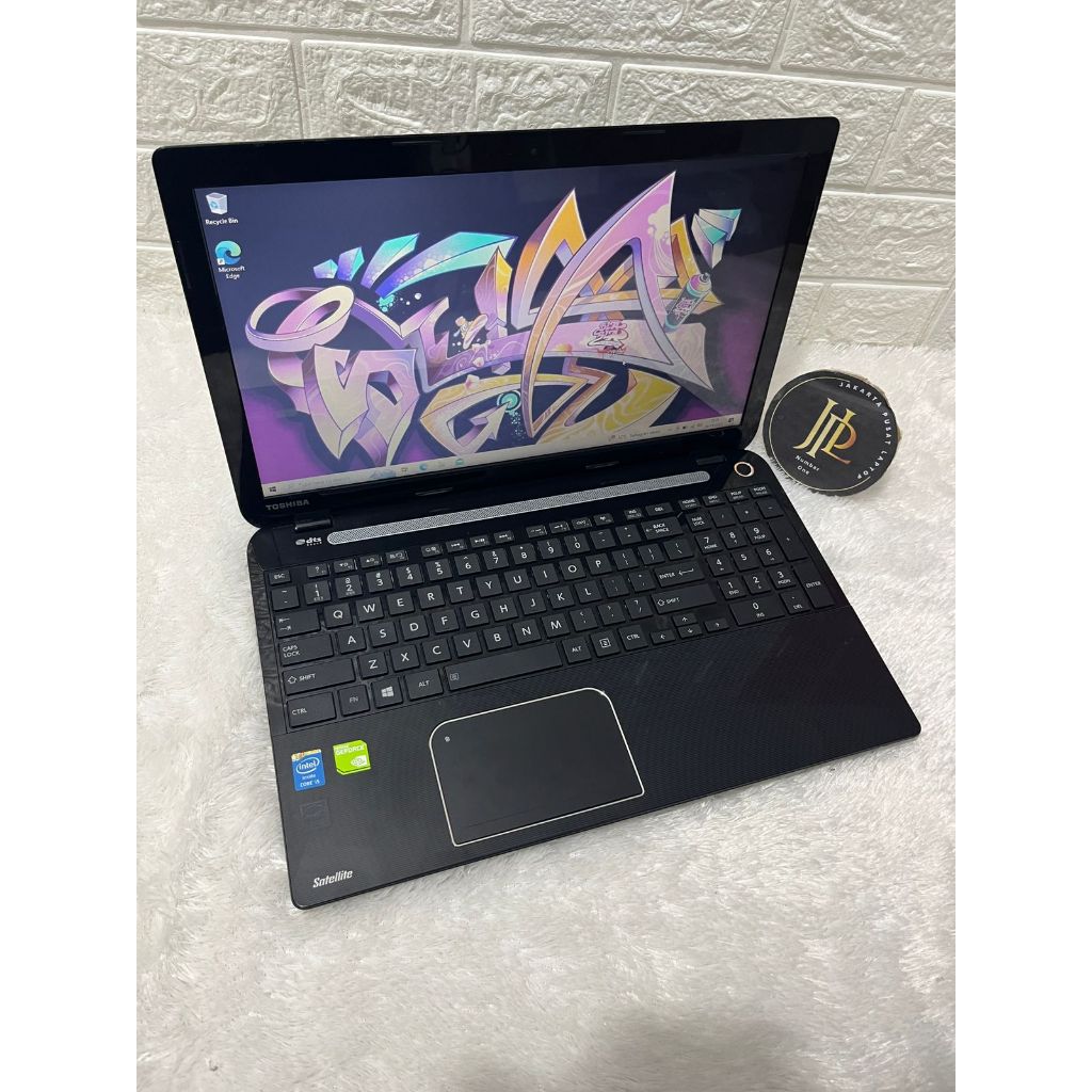 TOSHIBA SATELITE L50-A4GB700GB INTEL CORE I5 GEN 4