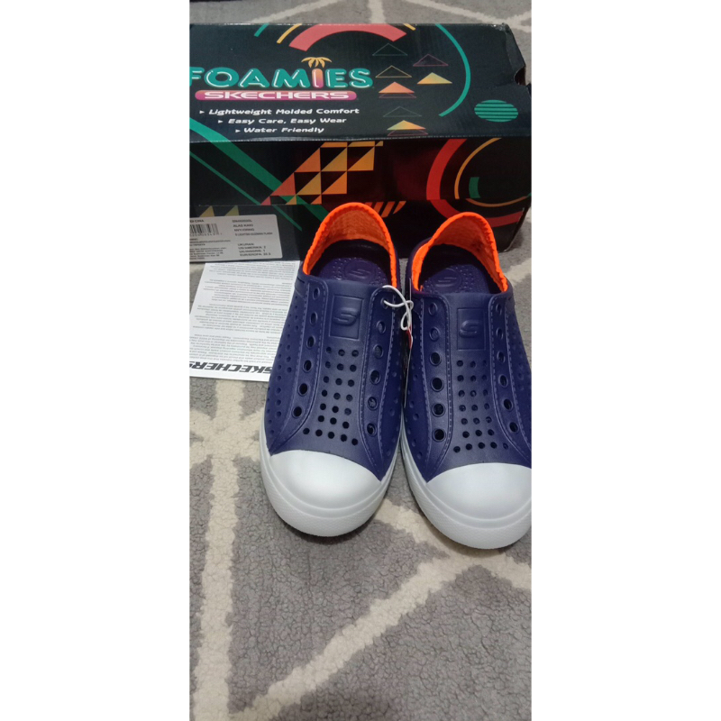 New Skechers S light