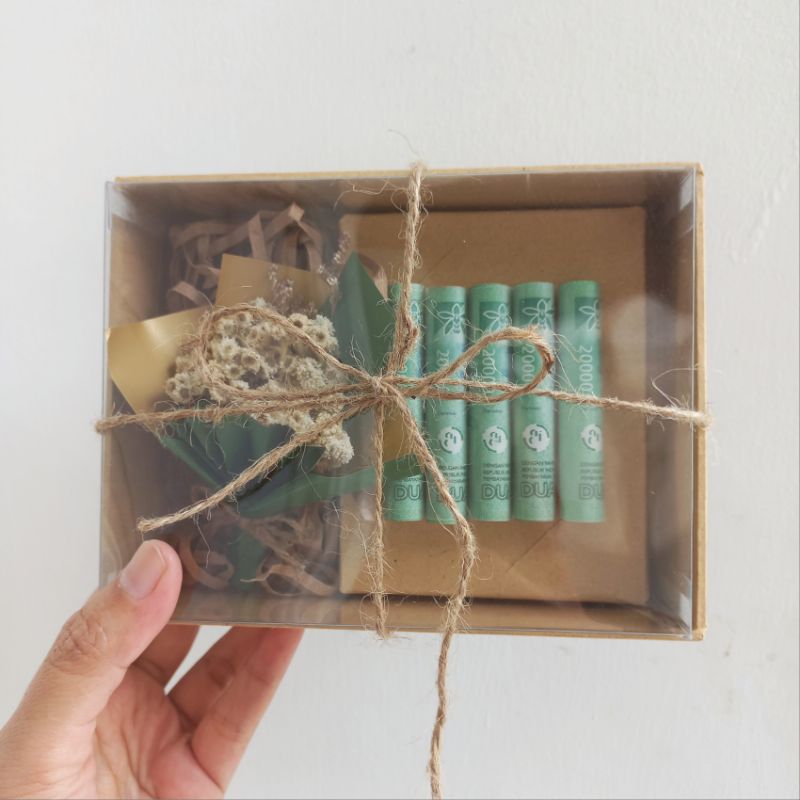 

READY Hampers Kotak Kado Uang Money Box Buket Uang( box + accessories+ pipet uang 5 buah tanpa uang) Untuk Angpau Hadiah Ulang tahun dan Pernikahan
