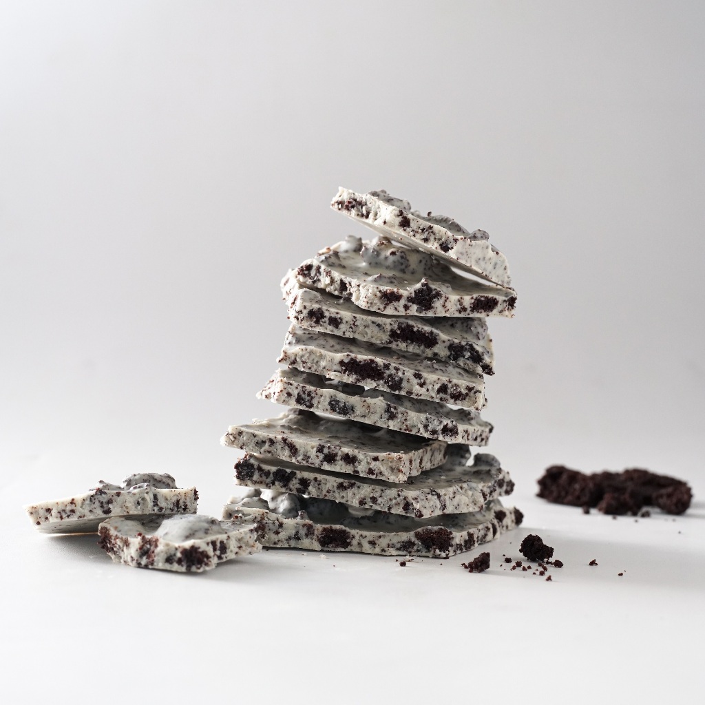 

Pipiltin Cocoa Cokelat Cracks - Cookie and Cream
