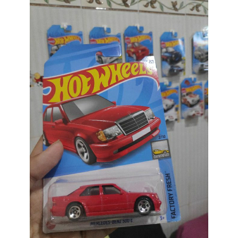 hot wheels Mercedes benz 500 e