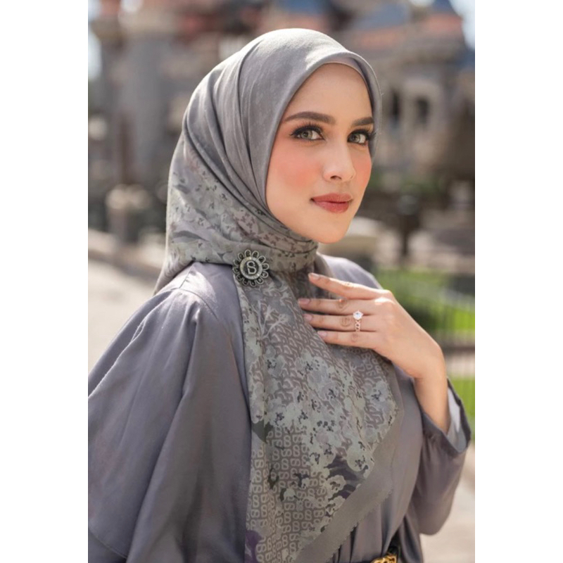 SALE ready Buttonscarves Jubilation Moon Rock
