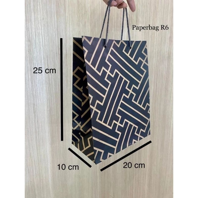

Paperbag R6 (20×10×25) motif