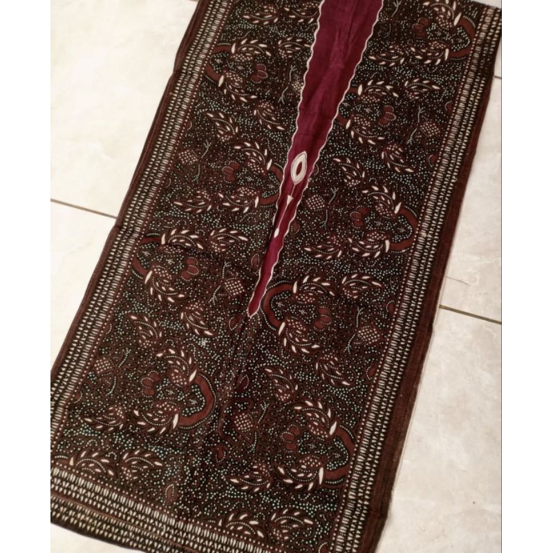 SELENDANG BATIK CUWIRI