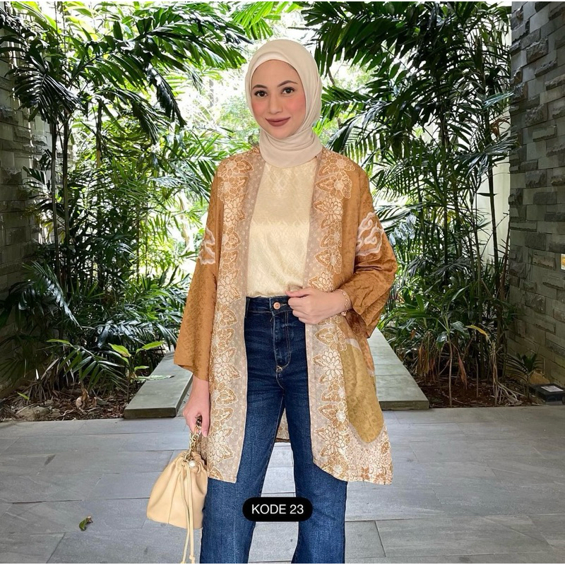 Arumi Outer By Sarah The Label