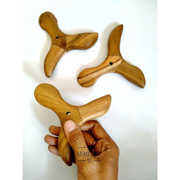 ✅KAYU Tradisional Terapi Kayu Segitiga Multiguna Alat Pijet Telapak Kaki Tangan