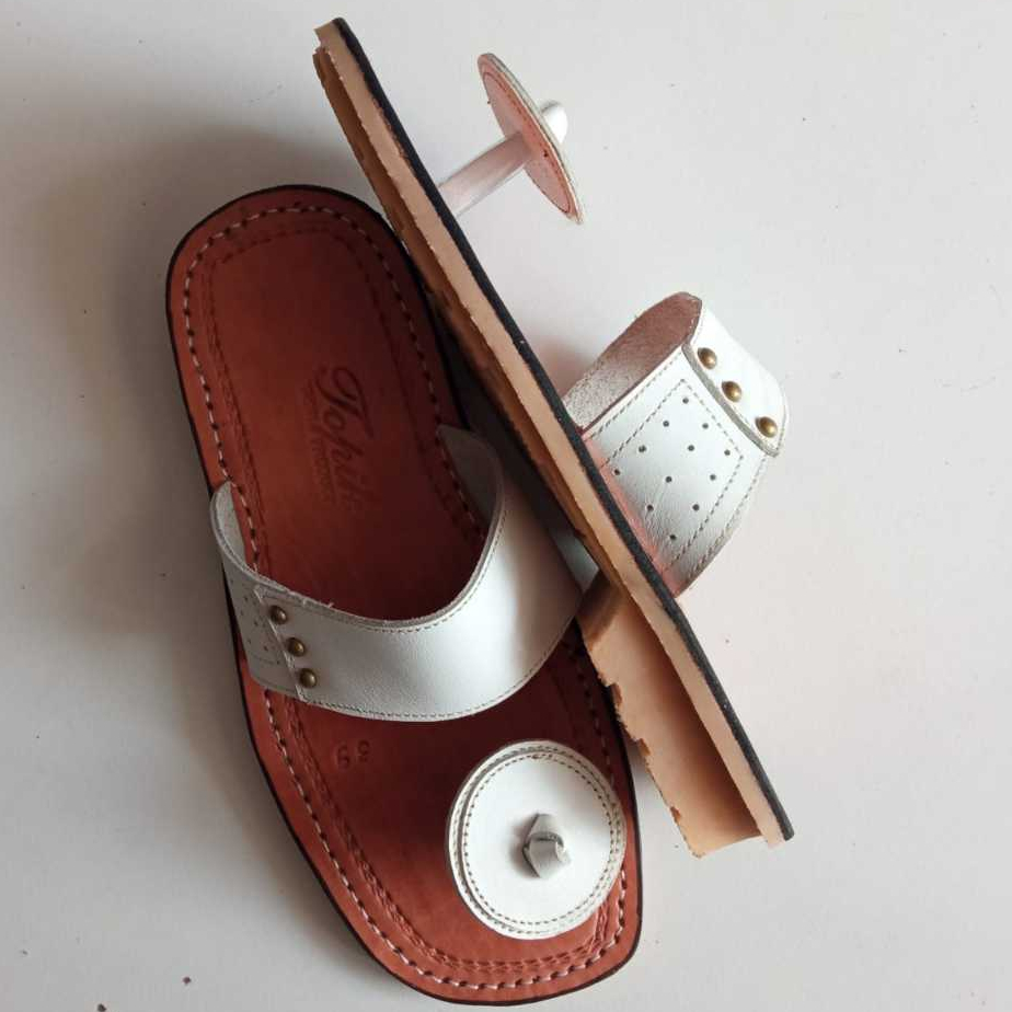 Sandal Kulit Tarumpah Pria