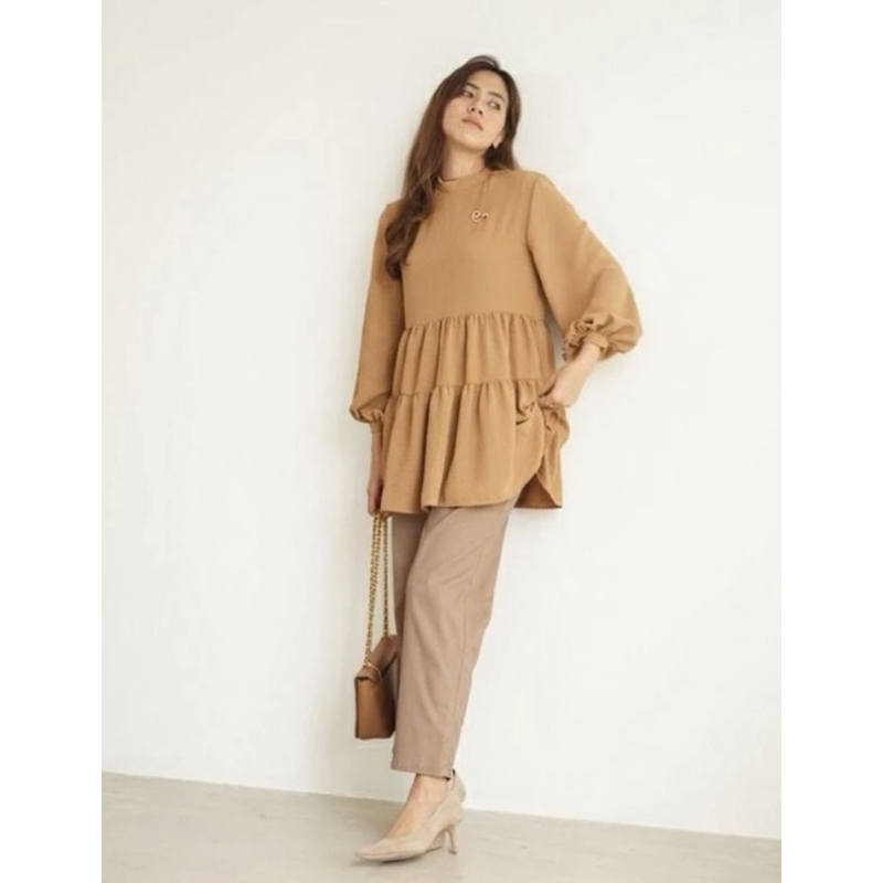 Shakira Blouse Ederra