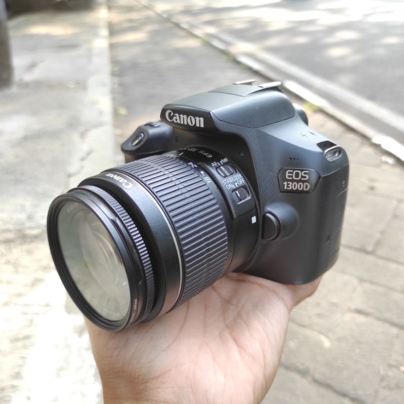 Kamera DSLR Canon EOS 1300d 1300D LCD VIGNET