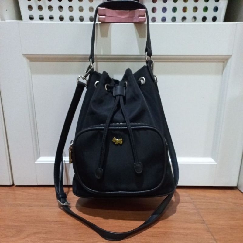 hand & sling bag serut nilon Agatha