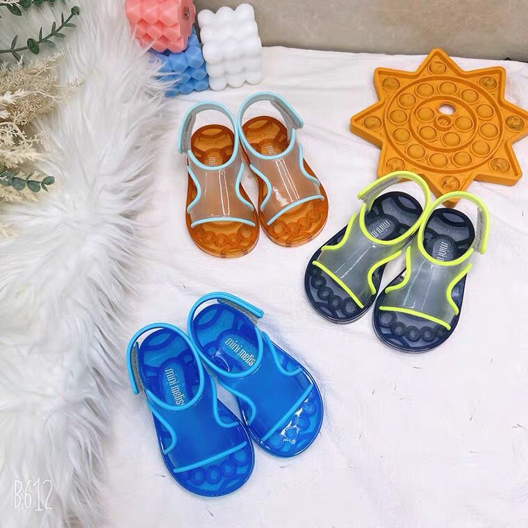 MINI MELISSA JELLY SHOES ( SIZE 24 )