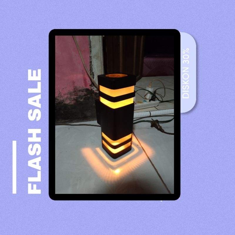 LAMPU HIAS DINDING/LAMPU TERAS RUMAH BERKUALITAS SUDAH +BOHLAM