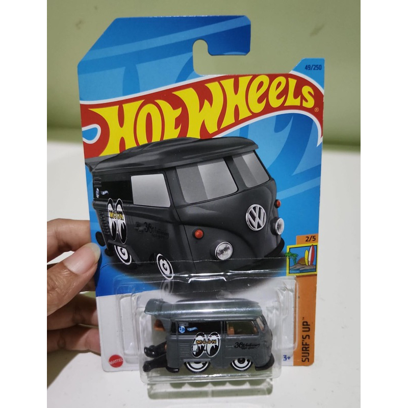 Hotwheels Kool Kombi Mooneyes