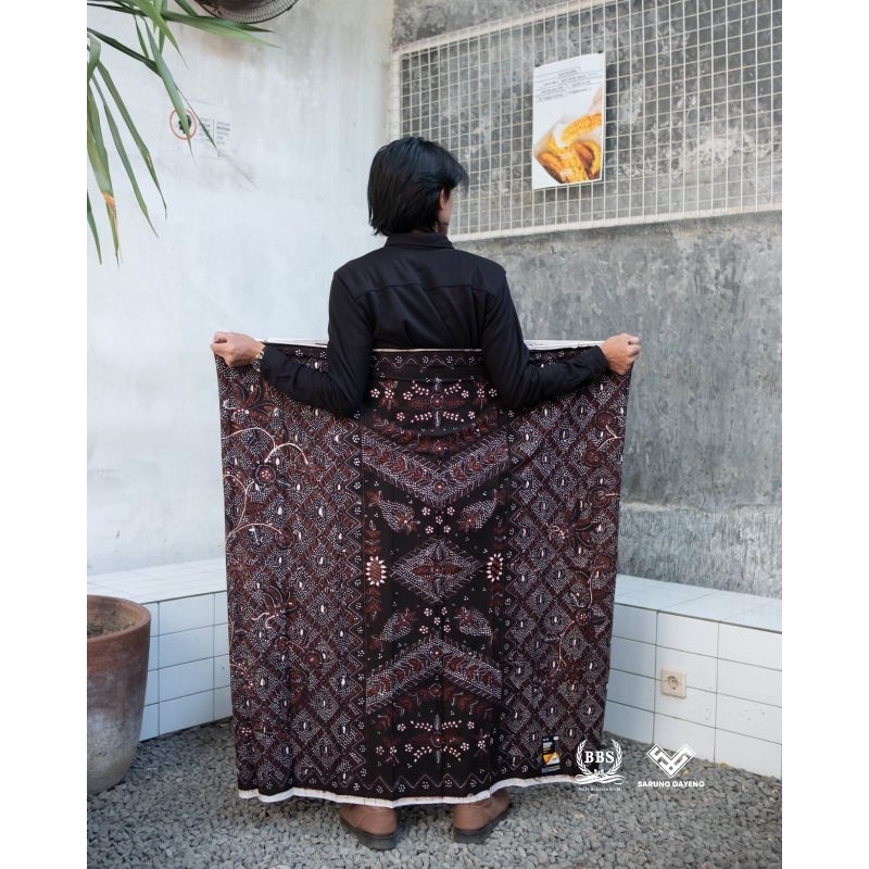 Sarung Batik Tulis Bakaran SARUNG BATIK TULIS BAKARAN ORIGINAL BRAND SARUNG GAYENG