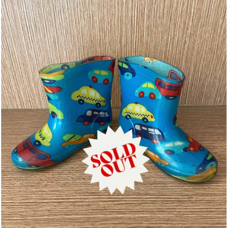 macam2 sepatu anak preloved futsal renang