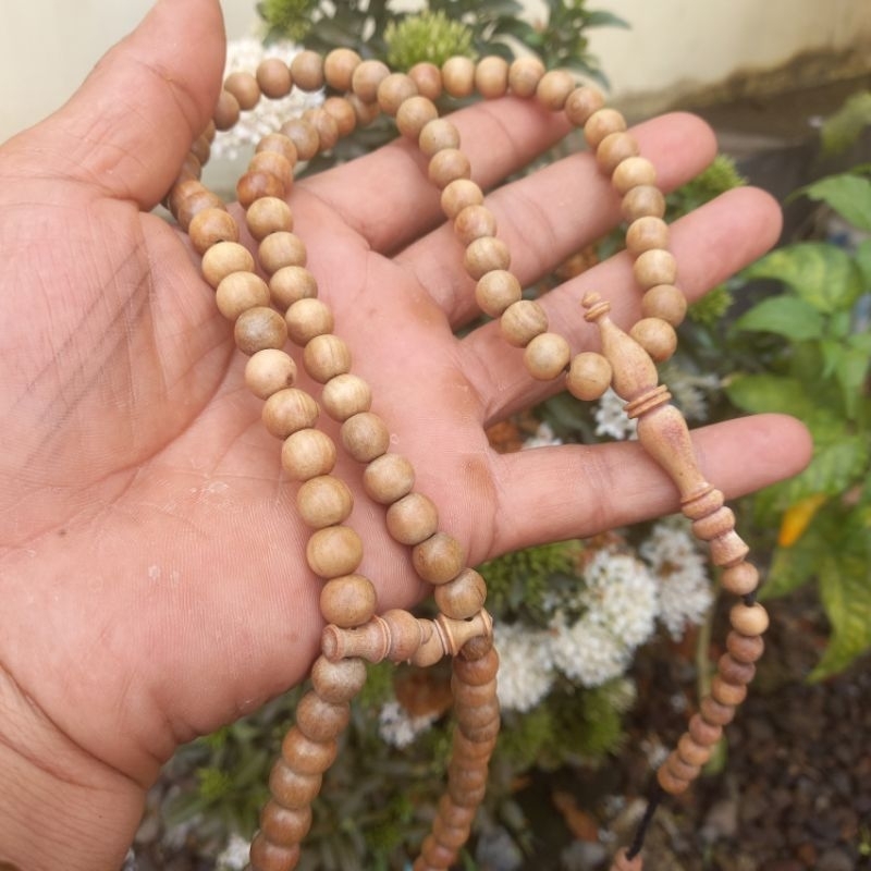 tasbih kayu cendana wangi 8mm tasbih cendana asli kalung tasbih kayu cendana