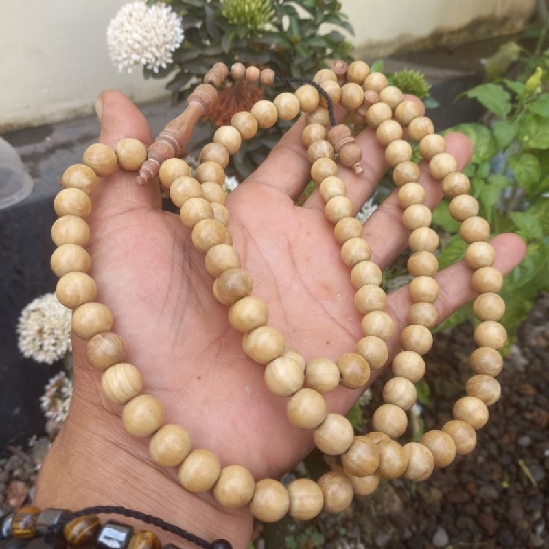 tasbih kayu cenada asli 10mm 99 butir tasbih kayu cendana wangi kalung tasbih cendana