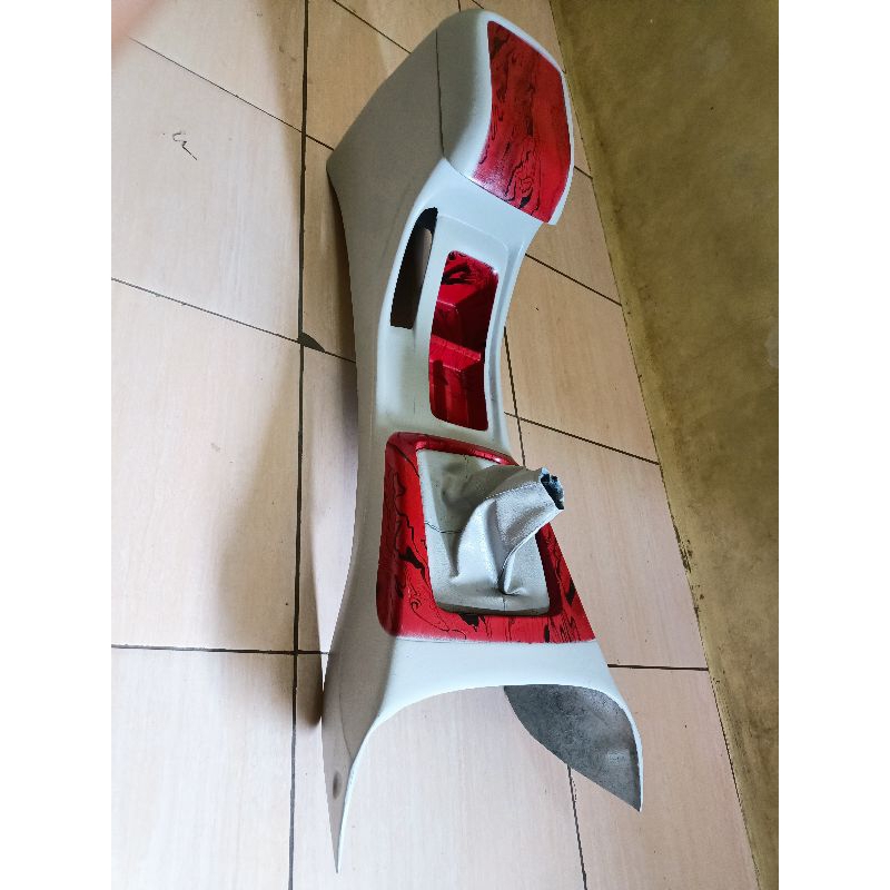 console box innova lama tipe J dari tahun 2005 / 2015