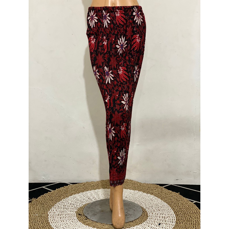 ROK PLISKET BATIK BAWAHAN KEBAYA / ROK KEBAYA MODERN / BATIK PISANG MERAH