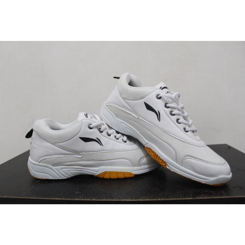 SEPATU LI-NING BADMINTON LARI SEPATU TENIS GOES OLAHRAGA TERBARU/LI-NING