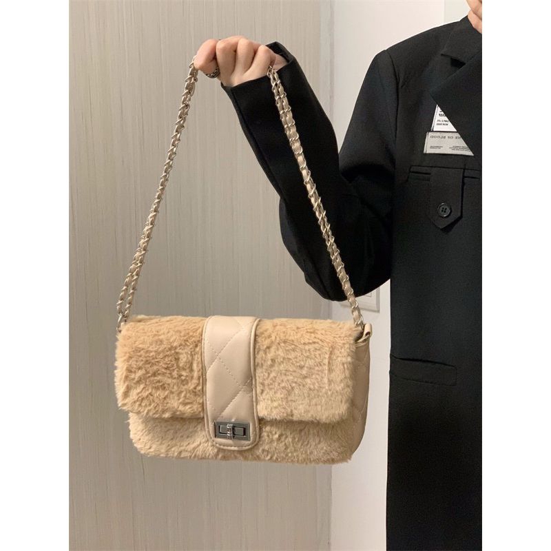GT E073 Tas Selempang Bulu Tas Hp Cewek Tas Slingbag Wanita Rantai