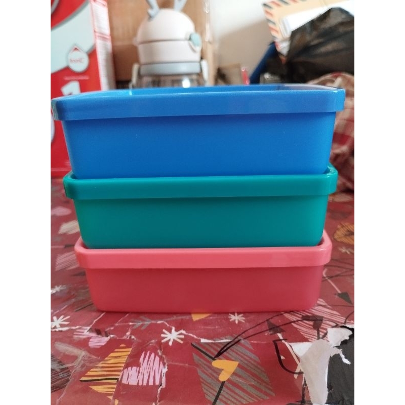 tupperware medium square away