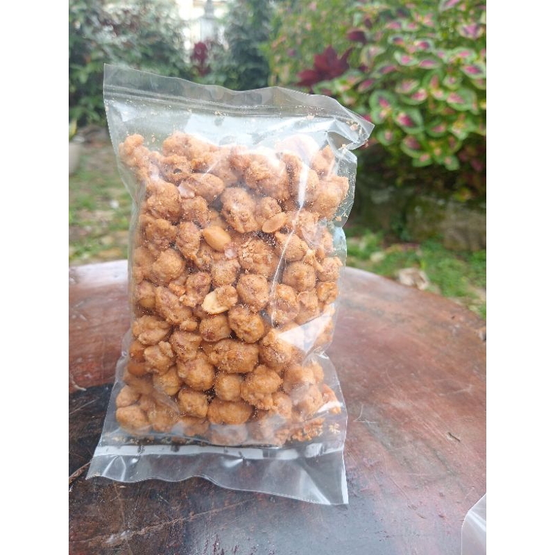 

cemilan kacang Arab /kacang tepung