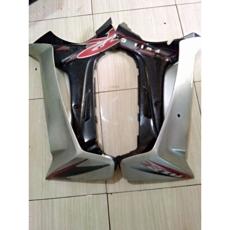 Tebeng fairing cover sayap luar dalam Yamaha F1z r f1zr fiz r fullcluth 2001 2002 original copotan m