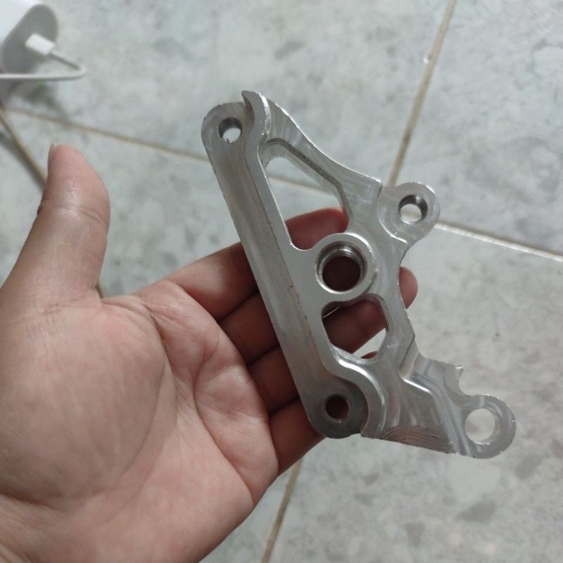breket dudukan kaliper cnc tiger