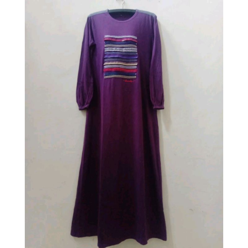 Setelan Dannis Preloved