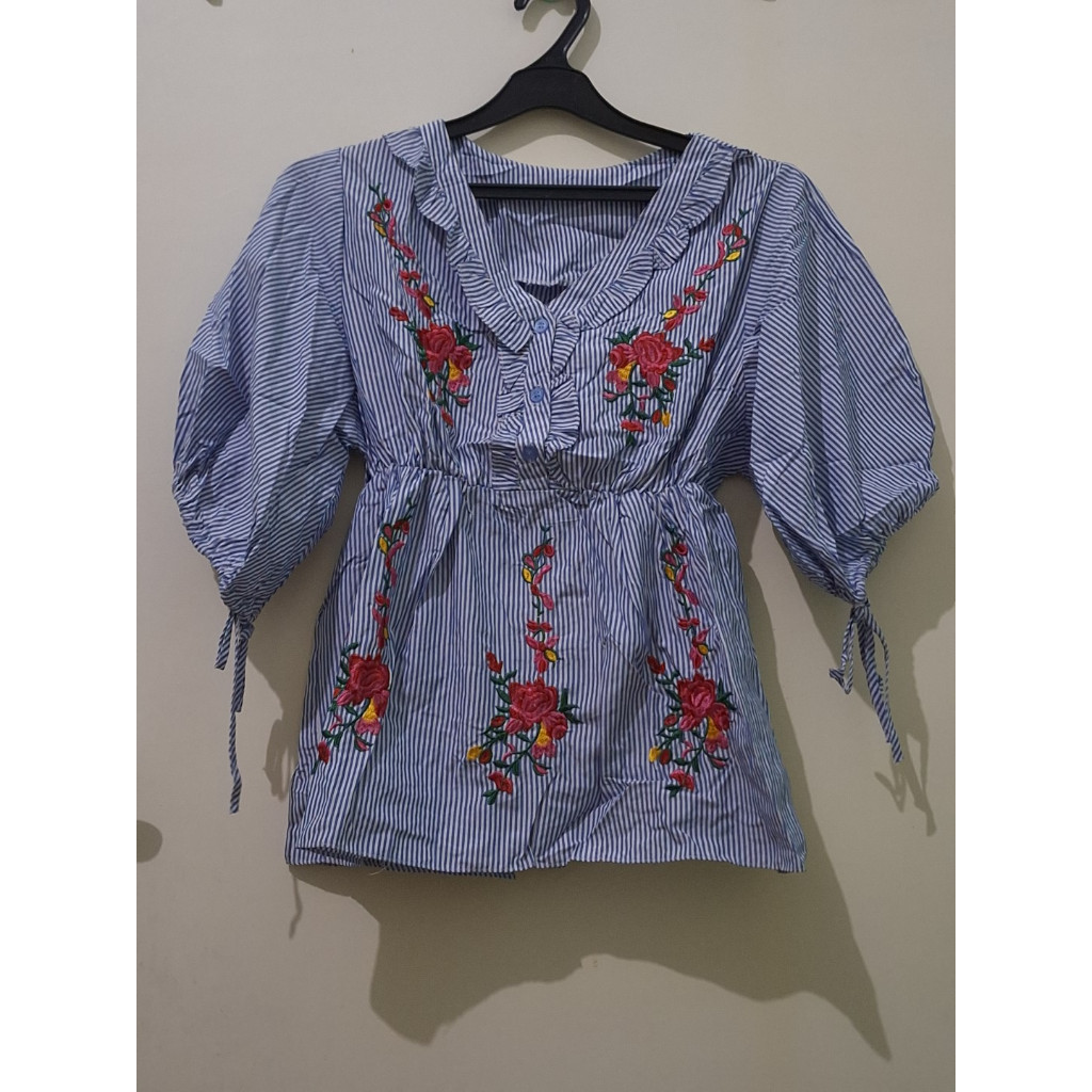 [Preloved] Blouse biru garis garis model babydoll