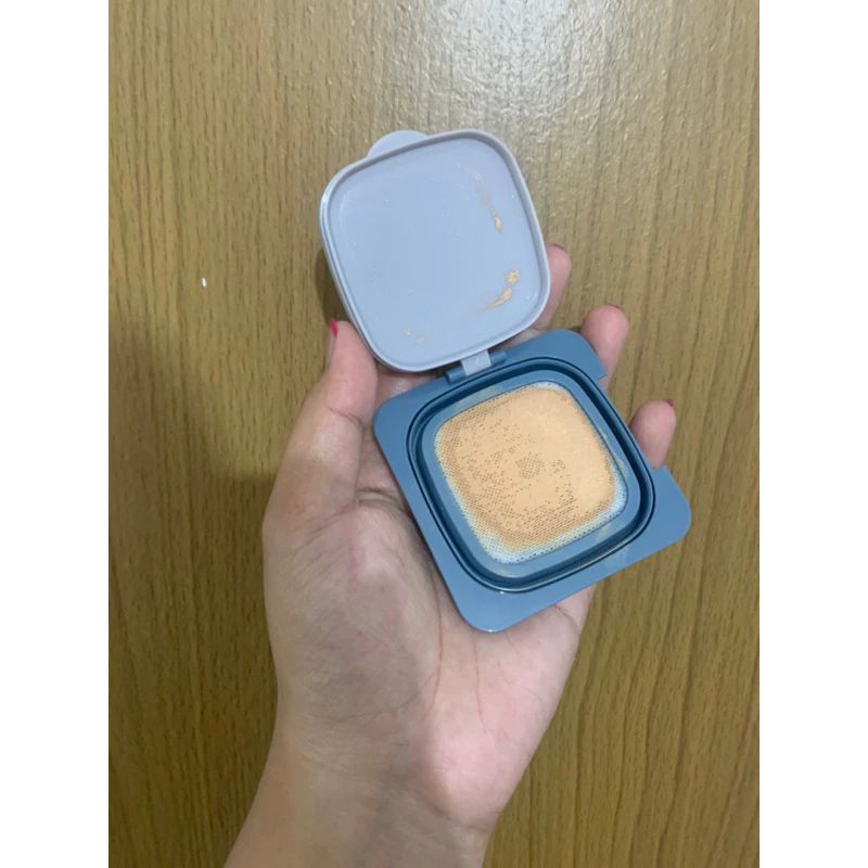 Preloved cushion somethinc hooman, refill cushion shade eclair . BISA SHOPEE LIVE