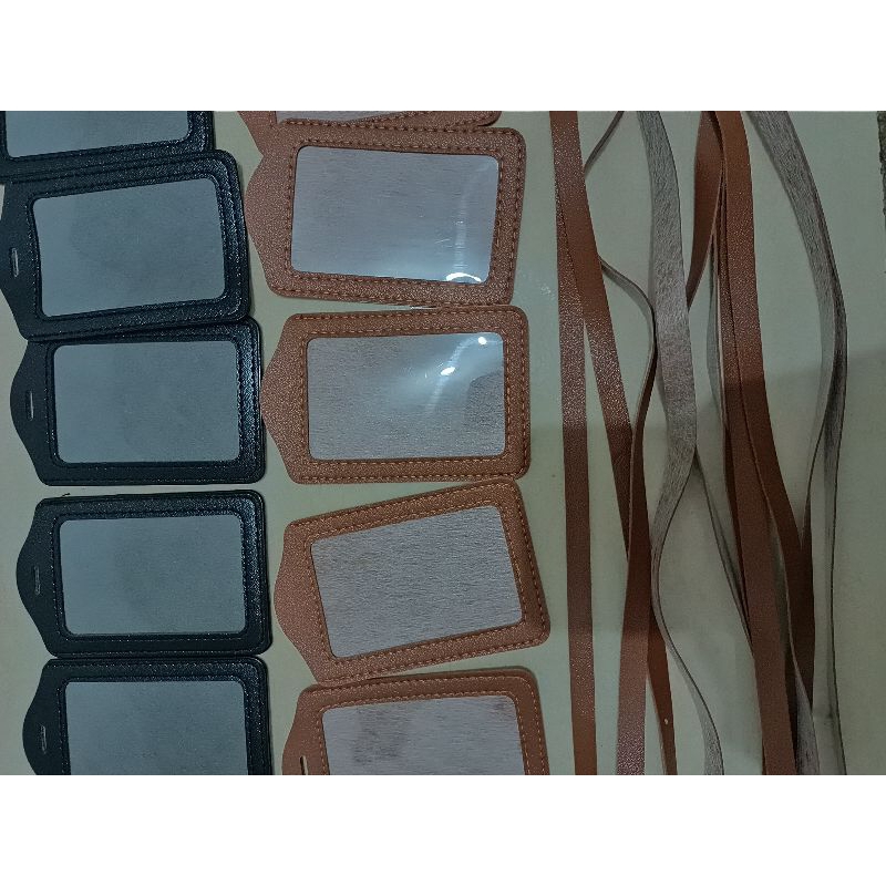 

Case Id card kulit