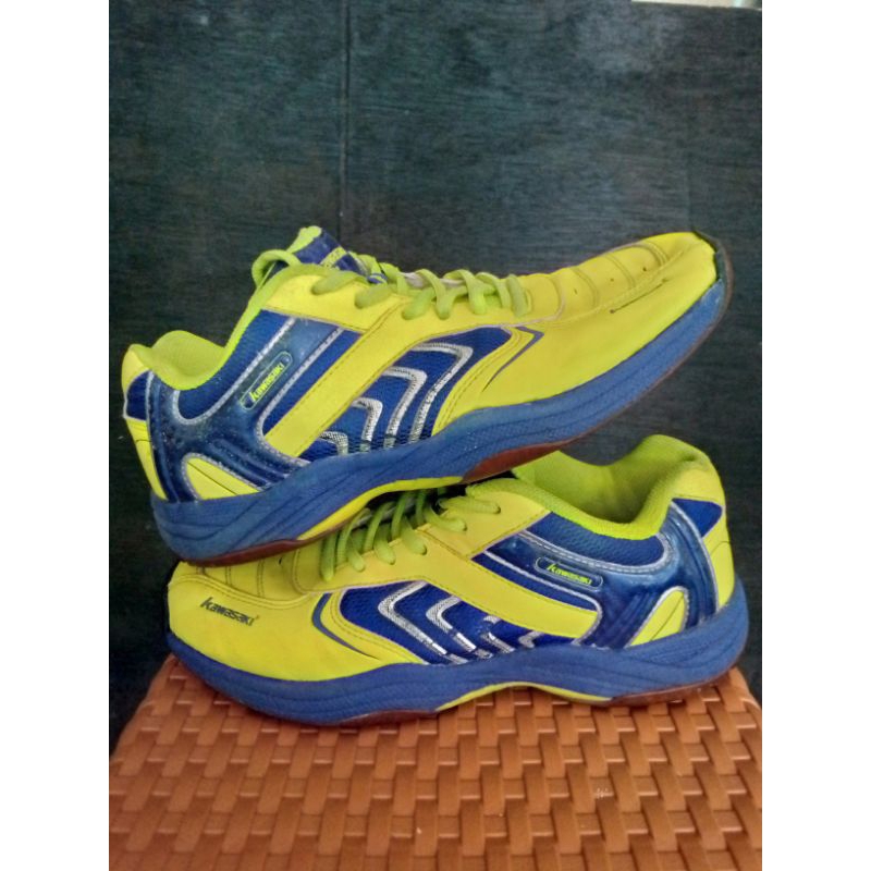 sepatu badminton (second), Kawasaki sz40