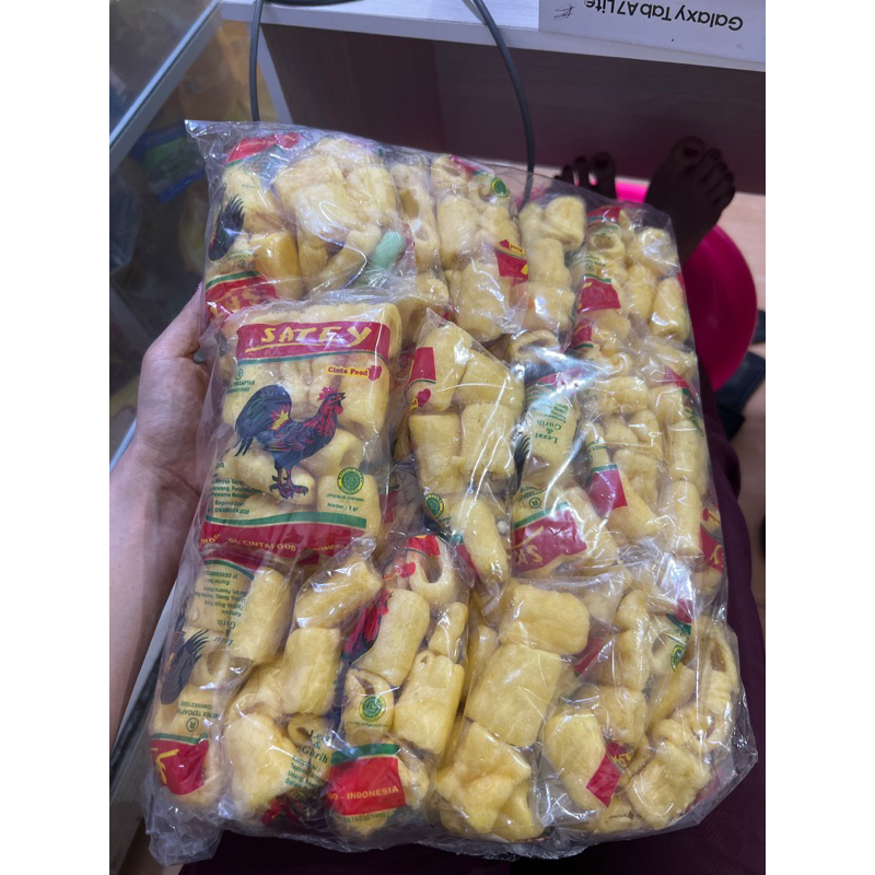 

KERUPUK SATEY 1 pak