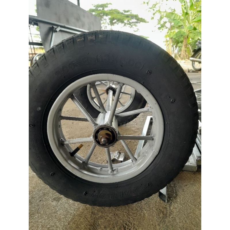PELEK + BAN LUAR DALAM RING 8. BUAT BIKIN RODA GEROBAK/TEROLI BARANG UNTUK UKURAN AS 25MM