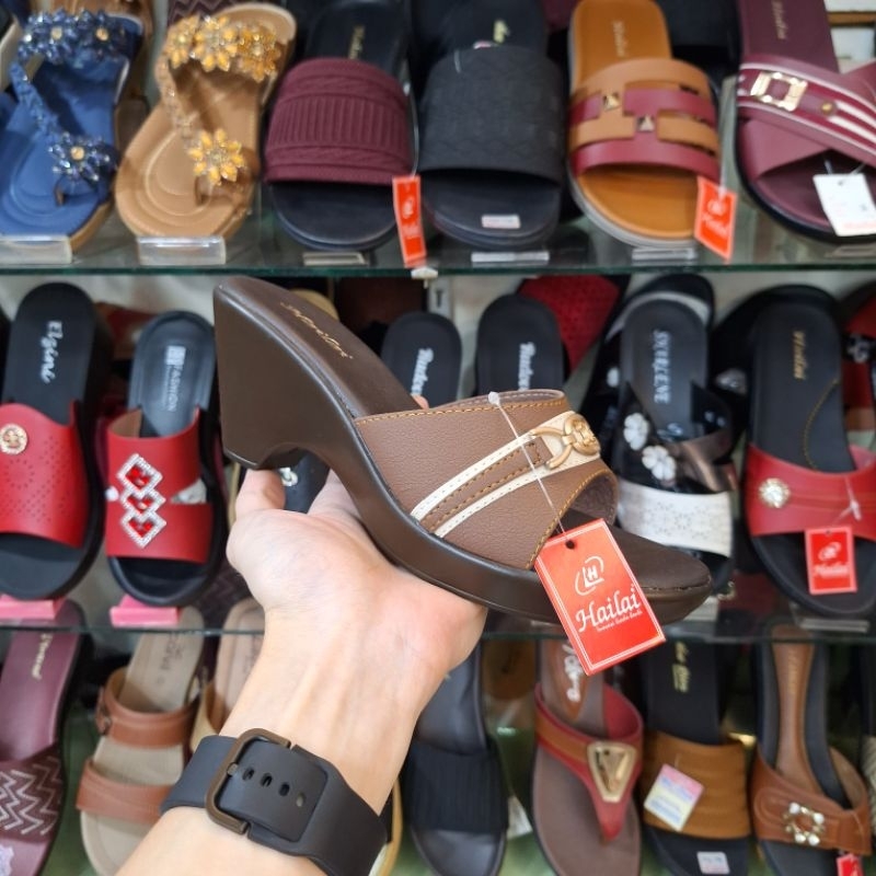 Sandal Wanita Hailai Bertumit