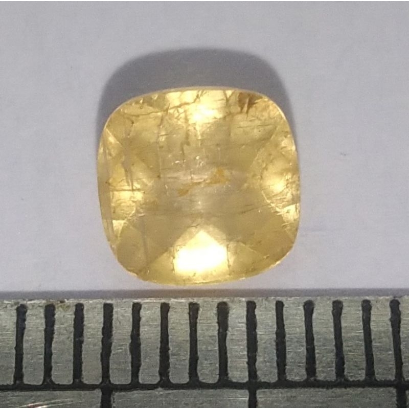 natural yellow topaz