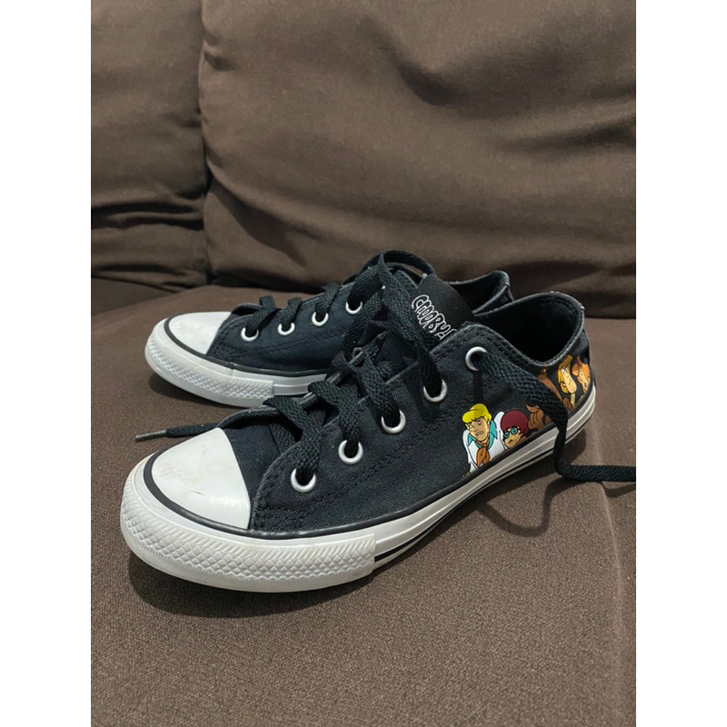 Preloved Sepatu Anak Converse