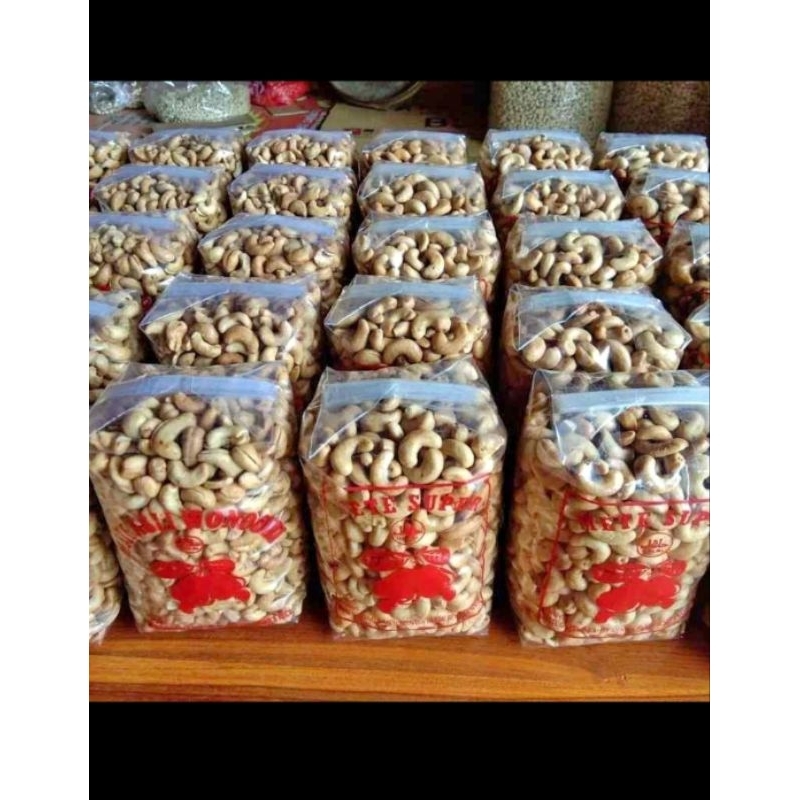 

Kacang mete/ kacang Mede / kacang mete murah asli khas Wonogiri