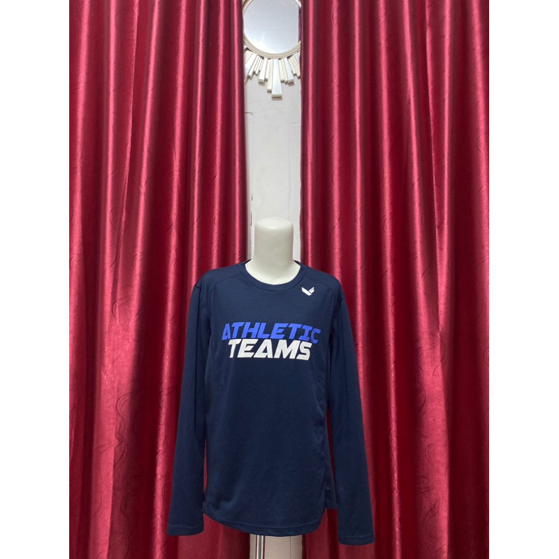 Prelove baju olahraga