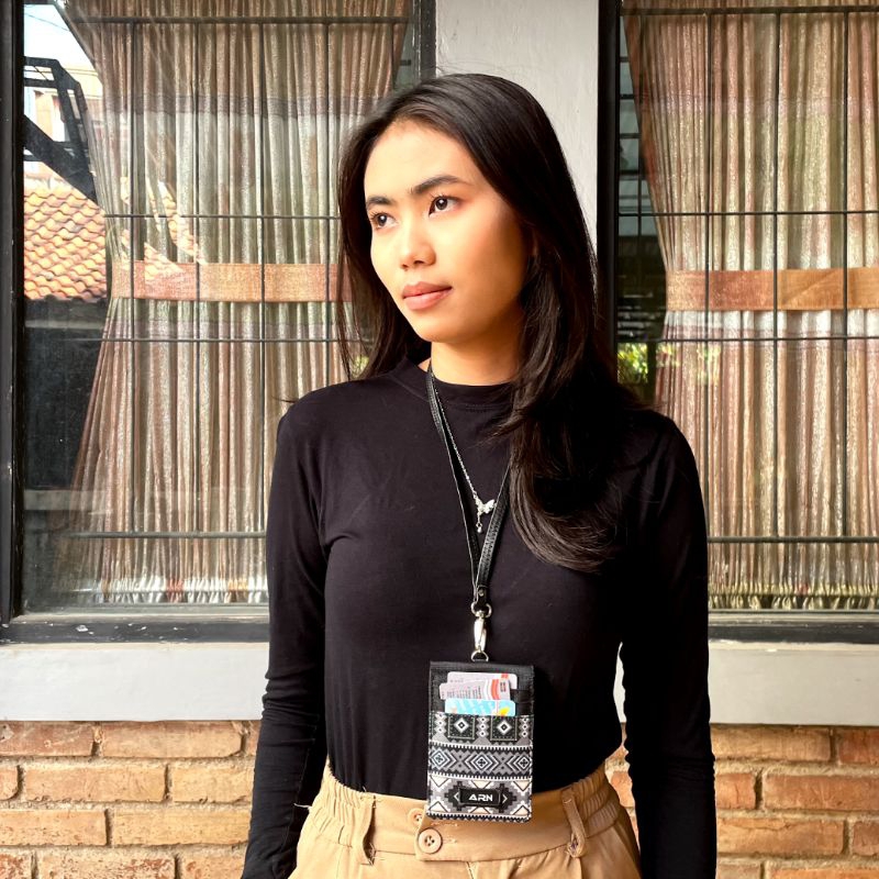 ARNwallet Dompet card holder name-tag lanyerd