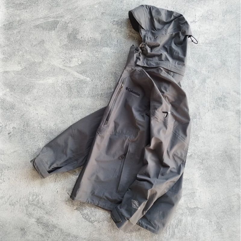 OUTDOOR COLUMBIA TITANIUM GROPCORE OMNITECH