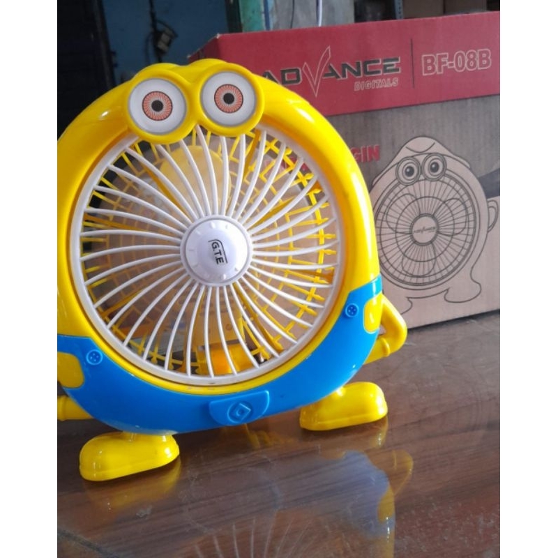 Kipas karakter advance